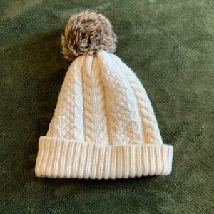 Cozy Cream Knit Pom-Pom Beanie
